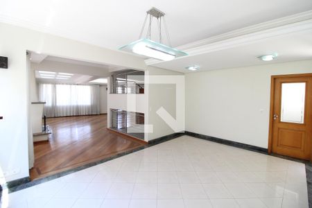 Sala de casa para alugar com 6 quartos, 645m² em Jardim São Bento, São Paulo