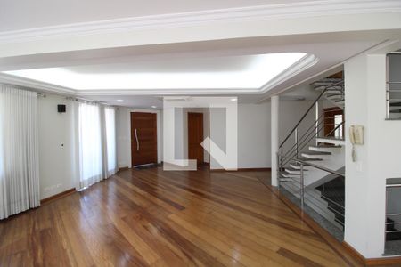 Sala de casa para alugar com 6 quartos, 645m² em Jardim São Bento, São Paulo