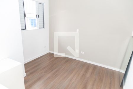 Quarto de casa de condomínio para alugar com 1 quarto, 30m² em Jardim Las Vegas, Guarulhos