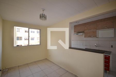 Sala de apartamento para alugar com 2 quartos, 48m² em Vila Dagmar, Belford Roxo