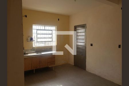 Foto 25 de casa à venda com 4 quartos, 270m² em Vila Ponte Rasa, São Paulo