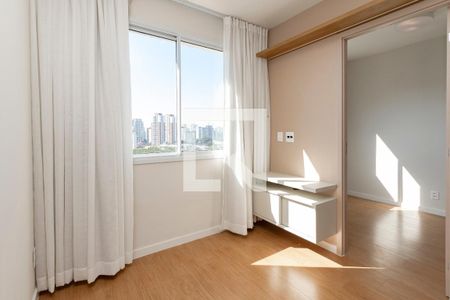 Sala de apartamento para alugar com 2 quartos, 34m² em Santo Amaro, São Paulo