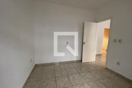 Quarto de casa para alugar com 2 quartos, 70m² em Engenho do Porto, Duque de Caxias