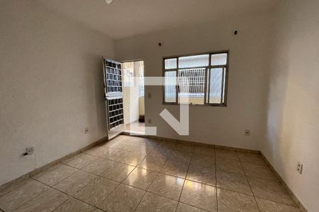 Sala de casa para alugar com 2 quartos, 70m² em Engenho do Porto, Duque de Caxias