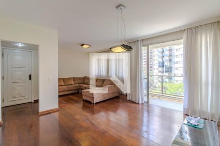 Sala de apartamento à venda com 4 quartos, 127m² em Vila Suzana, São Paulo