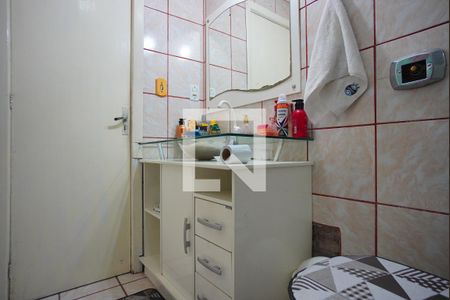 Banheiro Corredor de apartamento para alugar com 1 quarto, 44m² em Agronomia, Porto Alegre