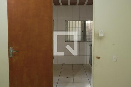 Quarto 1 de casa para alugar com 3 quartos, 75m² em Tupi, Belo Horizonte