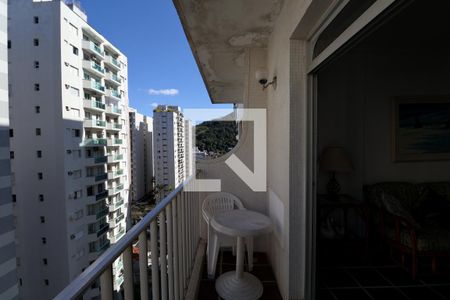 Varanda de apartamento para alugar com 3 quartos, 75m² em Vila Maia, Guarujá