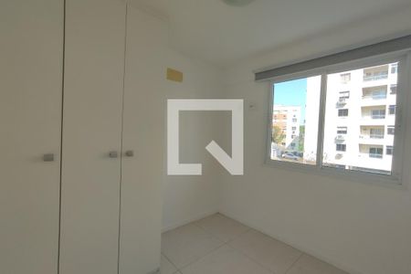 Quarto 1 de apartamento para alugar com 3 quartos, 68m² em Pechincha, Rio de Janeiro