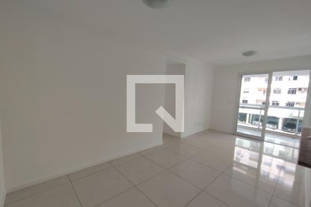 Sala de apartamento para alugar com 3 quartos, 68m² em Pechincha, Rio de Janeiro