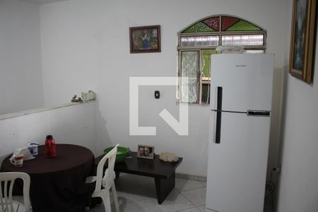 Sala de casa à venda com 2 quartos, 180m² em Milionários, Belo Horizonte