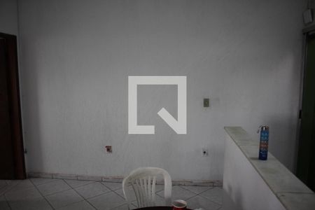 Sala de casa à venda com 2 quartos, 180m² em Milionários, Belo Horizonte