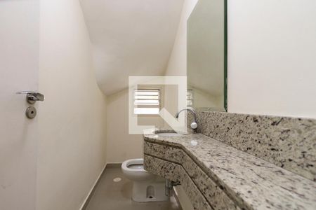 Lavabo de casa para alugar com 3 quartos, 130m² em Campo Belo, São Paulo