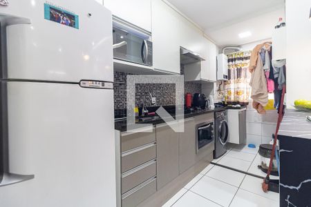 Cozinha de apartamento à venda com 2 quartos, 43m² em Jardim Santa Emilia, São Paulo