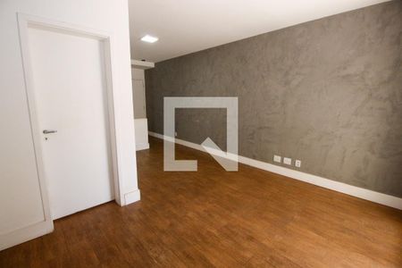 Sala de apartamento à venda com 2 quartos, 67m² em Real Parque, São Paulo