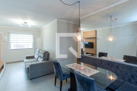 Sala   de apartamento à venda com 3 quartos, 68m² em Vila Gustavo, São Paulo