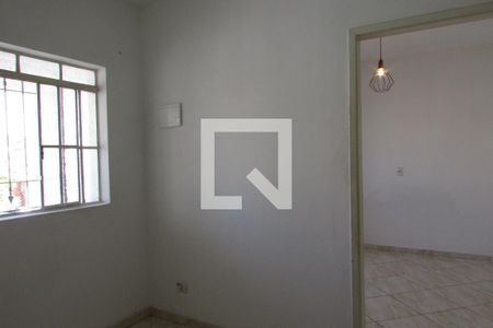 Sala de casa para alugar com 2 quartos, 48m² em Ferreira, São Paulo