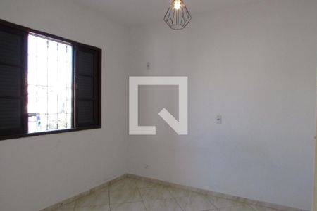 Quarto 1 de casa para alugar com 2 quartos, 48m² em Ferreira, São Paulo