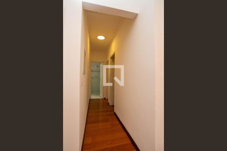 Corredor de apartamento à venda com 2 quartos, 88m² em Jardim Vila Galvao, Guarulhos