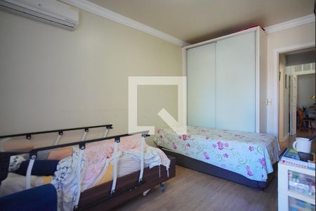 Suíte de apartamento à venda com 3 quartos, 90m² em Petrópolis, Porto Alegre