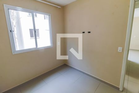 Quarto 1 de apartamento para alugar com 2 quartos, 44m² em Jardim Helga, São Paulo