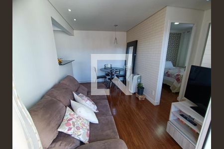 Sala de apartamento para alugar com 2 quartos, 50m² em Vila Sonia, São Paulo