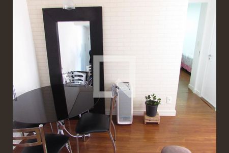 Sala de apartamento para alugar com 2 quartos, 50m² em Vila Sonia, São Paulo