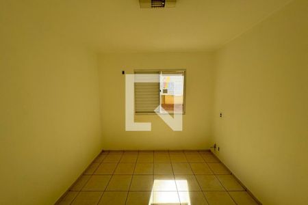 Dormitório 01 de apartamento para alugar com 2 quartos, 47m² em Ipiranga, Ribeirão Preto