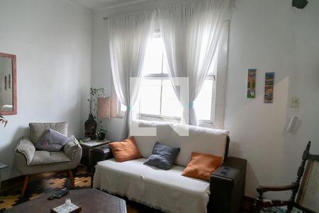 Sala de casa à venda com 3 quartos, 200m² em Santo Antônio, Porto Alegre