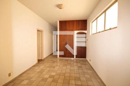 sala 2 de casa à venda com 4 quartos, 140m² em Barroca, Belo Horizonte