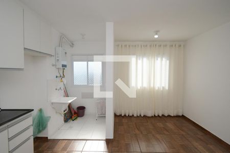 Sala/Cozinha de apartamento para alugar com 2 quartos, 36m² em Pedreira, São Paulo