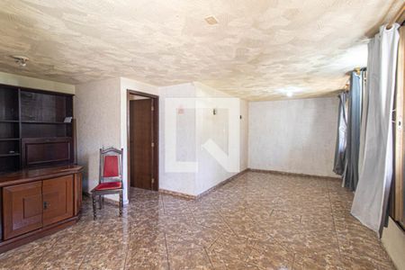 Sala de casa para alugar com 6 quartos, 300m² em Bacacheri, Curitiba