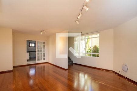 Sala de casa à venda com 4 quartos, 290m² em Jardim Santa Mena, Guarulhos