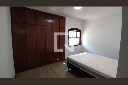 Casa à venda com 3 quartos, 134m² em Santa Maria, Santo André