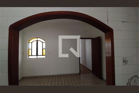 Casa à venda com 3 quartos, 134m² em Santa Maria, Santo André