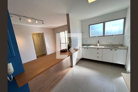 Cozinha de apartamento à venda com 2 quartos, 62m² em Vila Ipojuca, São Paulo