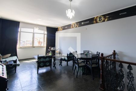 Sala de casa à venda com 3 quartos, 208m² em Jardim Santa Mena, Guarulhos