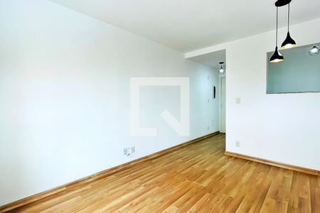 Sala de apartamento para alugar com 3 quartos, 59m² em Jardim Albertina, Guarulhos