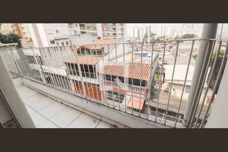 Sacada de casa para alugar com 1 quarto, 44m² em São Pedro, Osasco