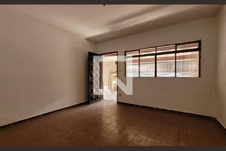 Sala de casa para alugar com 2 quartos, 124m² em Vila Homero Thon, Santo André