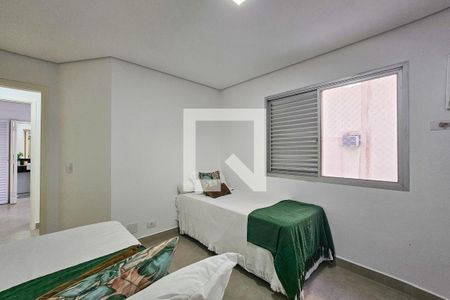 Quarto de apartamento para alugar com 3 quartos, 98m² em Jardim Virginia, Guarujá