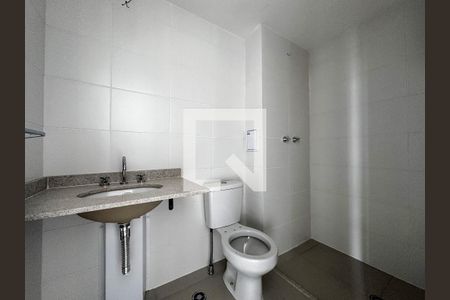 Banheiro de kitnet/studio à venda com 0 quarto, 25m² em Jardim das Acacias, São Paulo