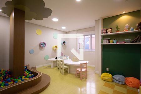 Apartamento à venda com 56m², 2 quartos e 2 vagas Apartamento à venda com 56m², 2 quartos e 2 vagasÁrea comum - Brinquedoteca