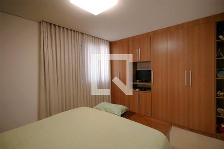 Suíte de apartamento para alugar com 3 quartos, 120m² em Savassi, Belo Horizonte