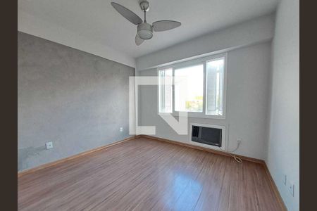 Apartamento à venda com 2 quartos, 58m² em Santa Cecília, Porto Alegre