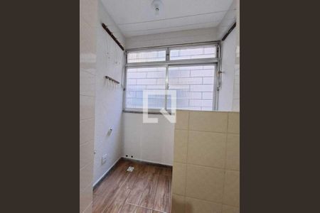 Apartamento à venda com 2 quartos, 58m² em Santa Cecília, Porto Alegre