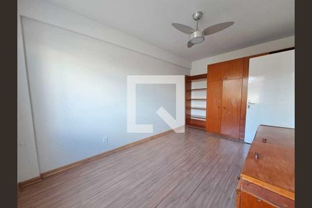 Apartamento à venda com 2 quartos, 58m² em Santa Cecília, Porto Alegre