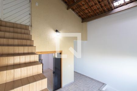 Sala 2 de casa para alugar com 3 quartos, 295m² em Jardim Santa Cecília, Guarulhos