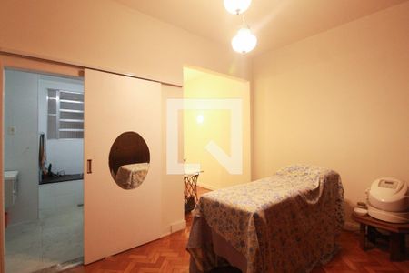 Quarto 1 de apartamento à venda com 3 quartos, 150m² em Copacabana, Rio de Janeiro