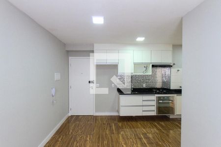 Sala de apartamento à venda com 2 quartos, 40m² em Sítio da Figueira, São Paulo